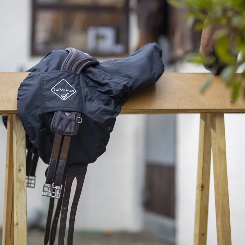 LeMieux GP Jump Saddle Cover - Black-1